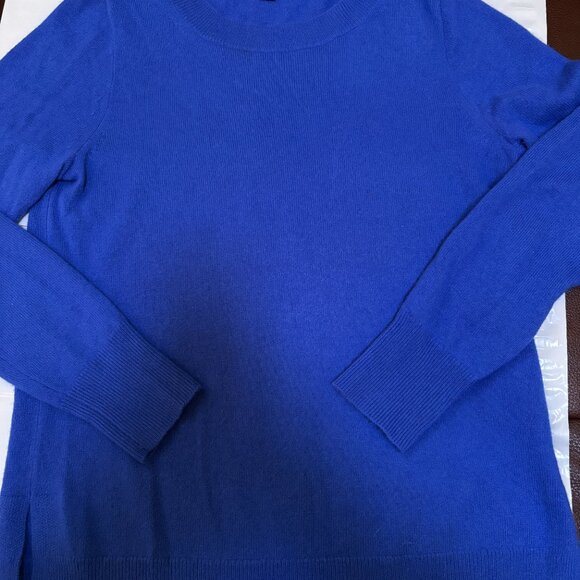 J Crew Cashmere Slim Fit Women's Sz S Crewneck Blue Sweater - Picture 7 of 9